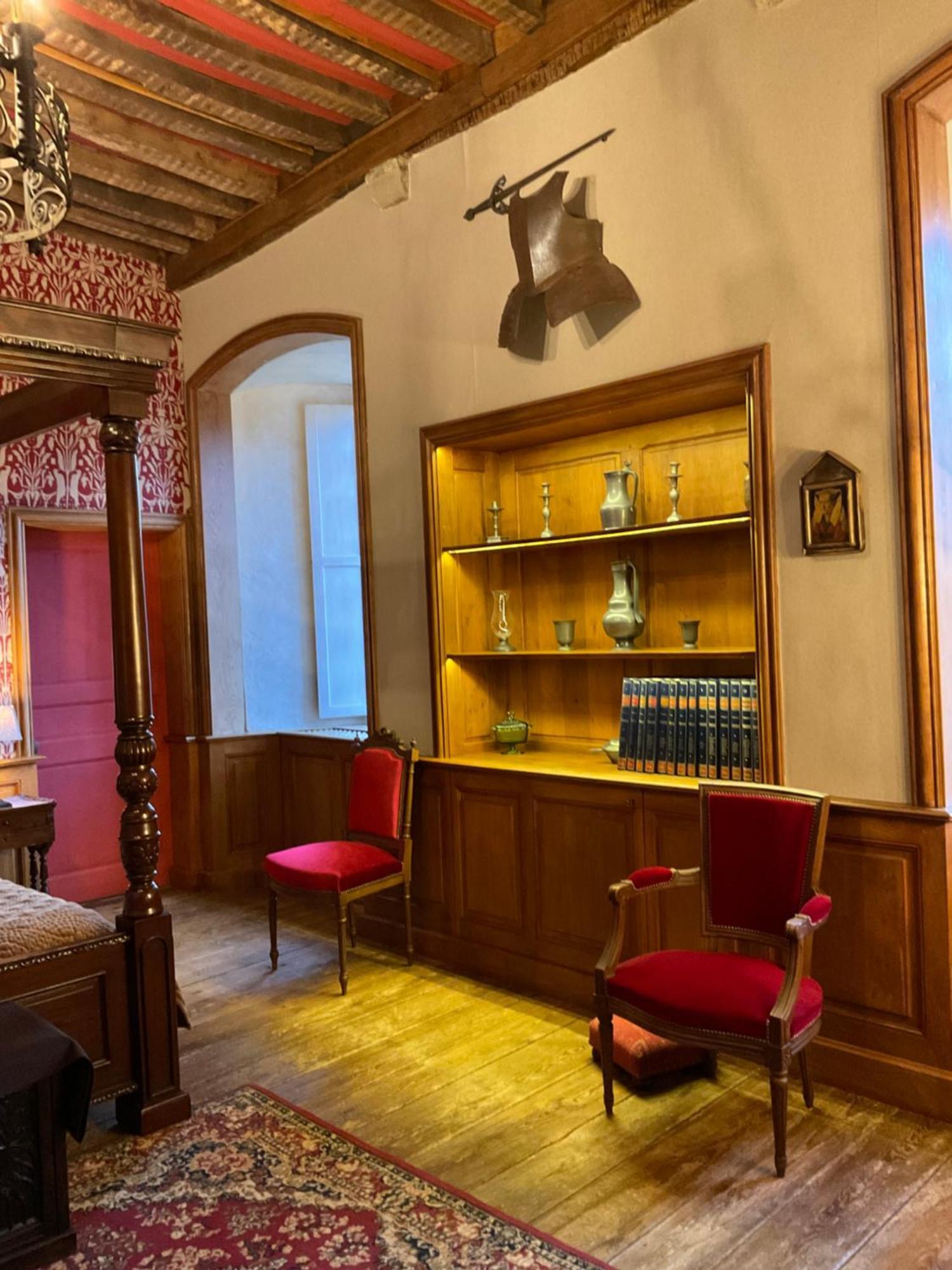 Le Logis D'Equilly Bed and Breakfast Εξωτερικό φωτογραφία