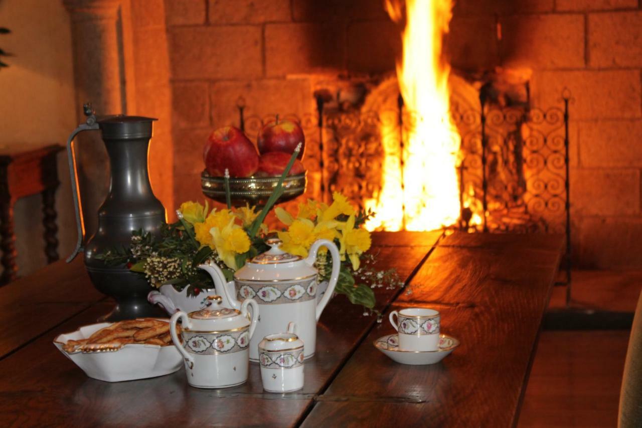Le Logis D'Equilly Bed and Breakfast Εξωτερικό φωτογραφία
